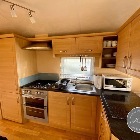 Palm Grove 132 - Pet Friendly, Wifi, Central Heating, Close To Shops And Beach - Meadow Lakes Caravan & Lodge Hire Chapel Saint Leonards Ngoại thất bức ảnh